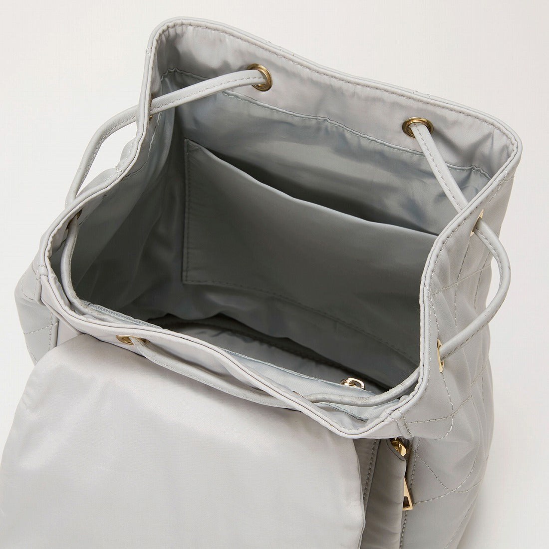 TOPKAPI TOPKAPI Soft Leather Quilted Mini Backpack with Chain