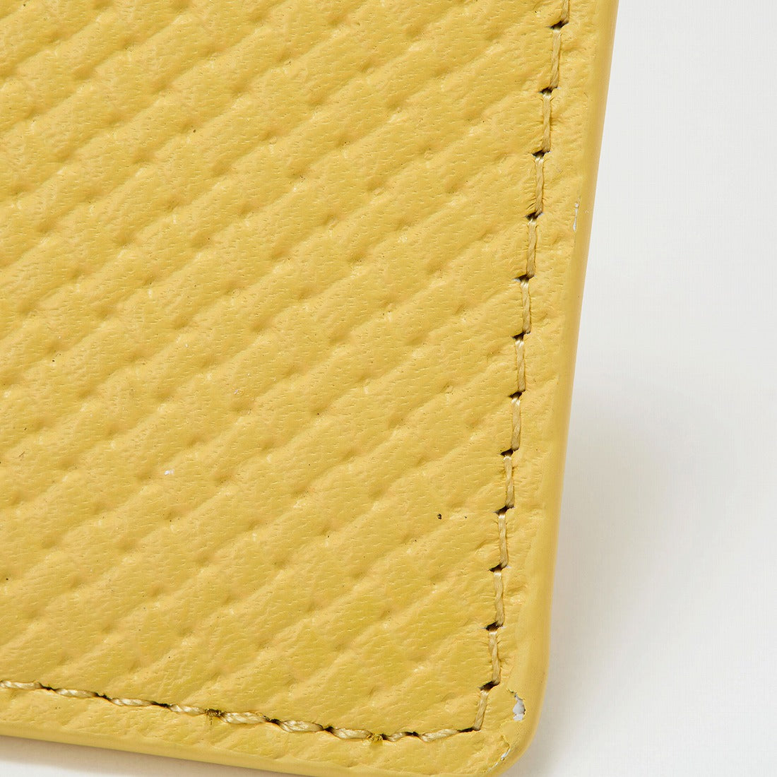 TOPKAPI TOPKAPI 【TREASURE TOPKAPI】交叉壓紋 皮革 識別證套