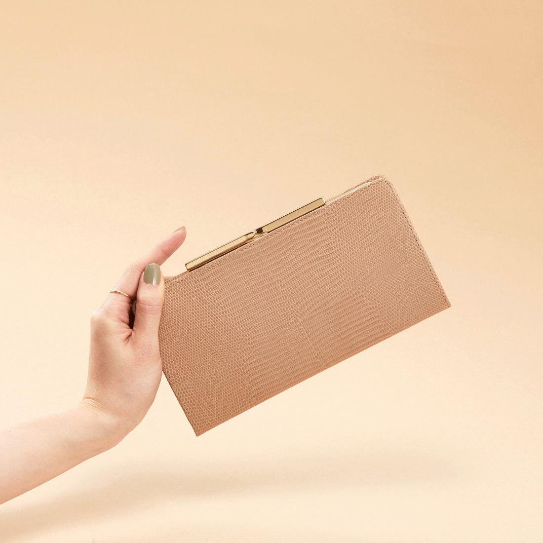 TOPKAPI LUCIA Italian leather, lizard embossed, clasp purse