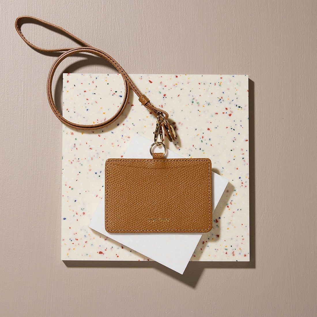 トプカピ TOPKAPI 角シボ型押し・IDケース (ブラウン) ブラウン