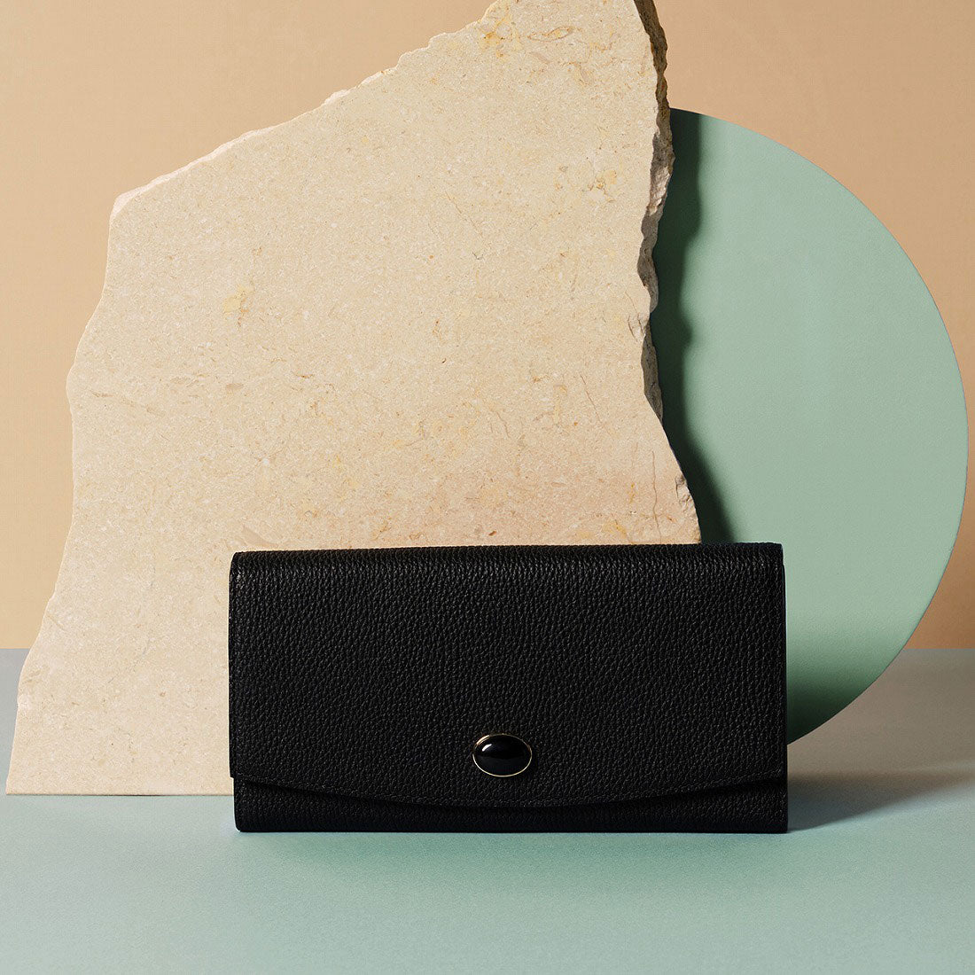 トプカピ TOPKAPI gemdrops ジェムドロップ ミニエンボスレザー 天然石 長財布(ブラック) ブラック