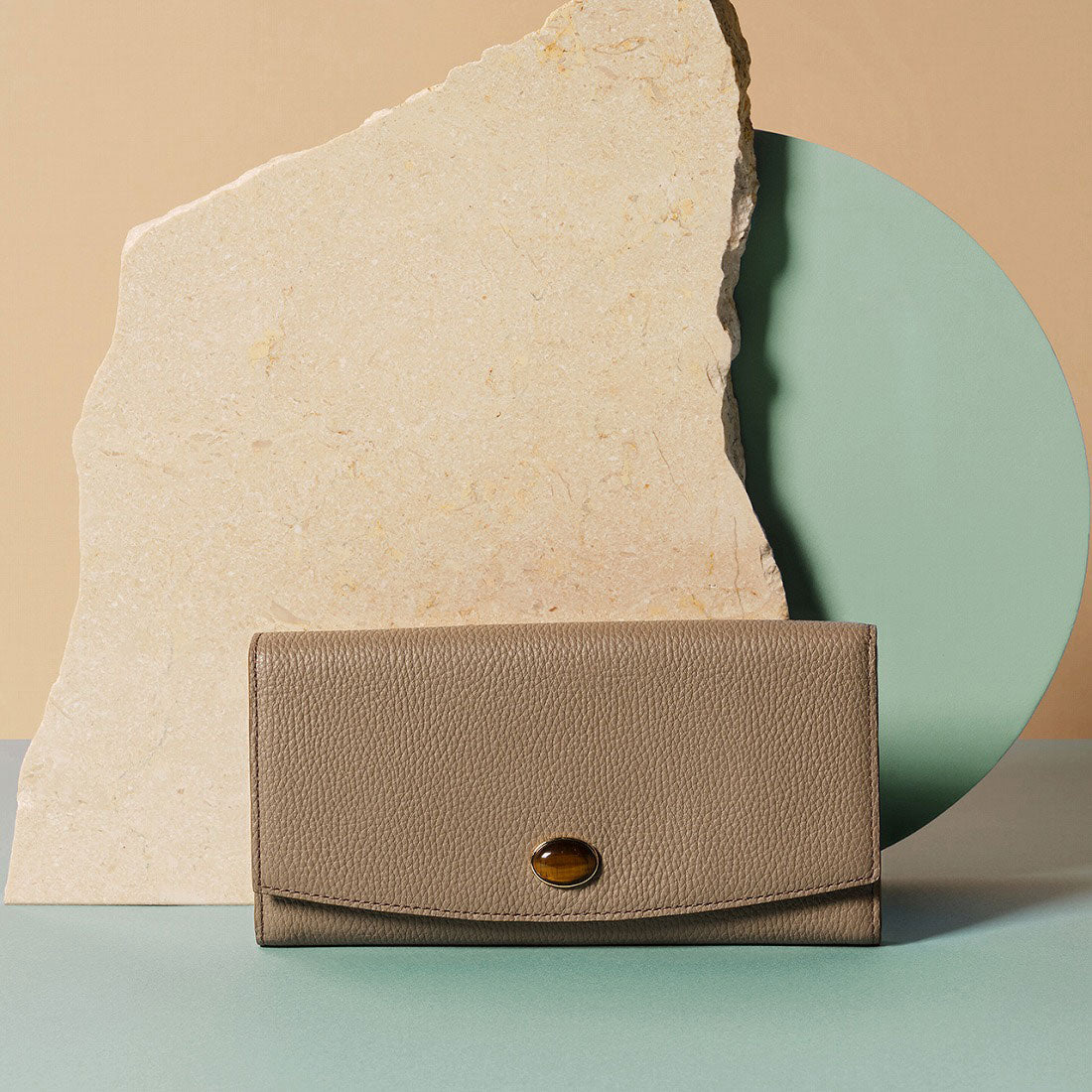 トプカピ TOPKAPI gemdrops ジェムドロップ ミニエンボスレザー 天然石 長財布(ミディアムグレー) ミディアムグレー