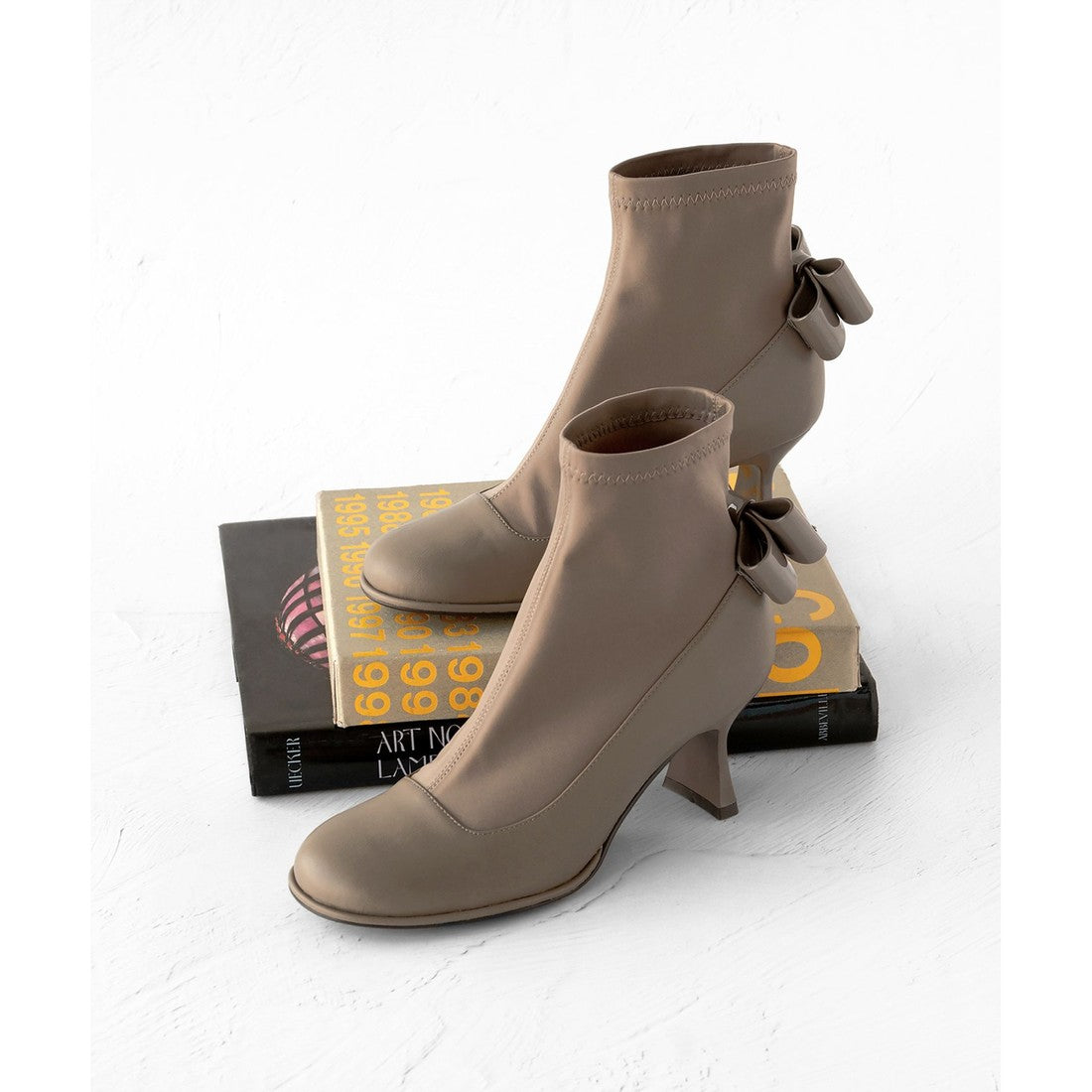 TOCCA BACK RIBBON SHORTBOOTS ショートブーツ (ベージュ系) ベージュ系