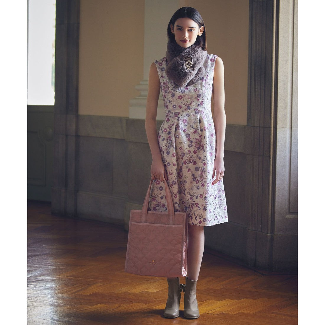 TOCCA BACK RIBBON SHORTBOOTS ショートブーツ (ベージュ系) ベージュ系