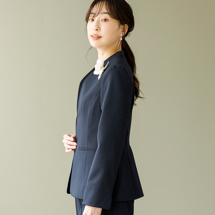 トウキョウソワール 東京ソワール WEB限定|定番のネイビーパンツセットアップ (ネイビー) ネイビー