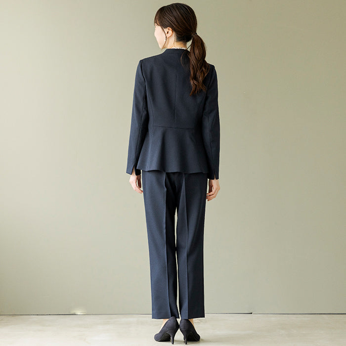 トウキョウソワール 東京ソワール WEB限定|定番のネイビーパンツセットアップ (ネイビー) ネイビー