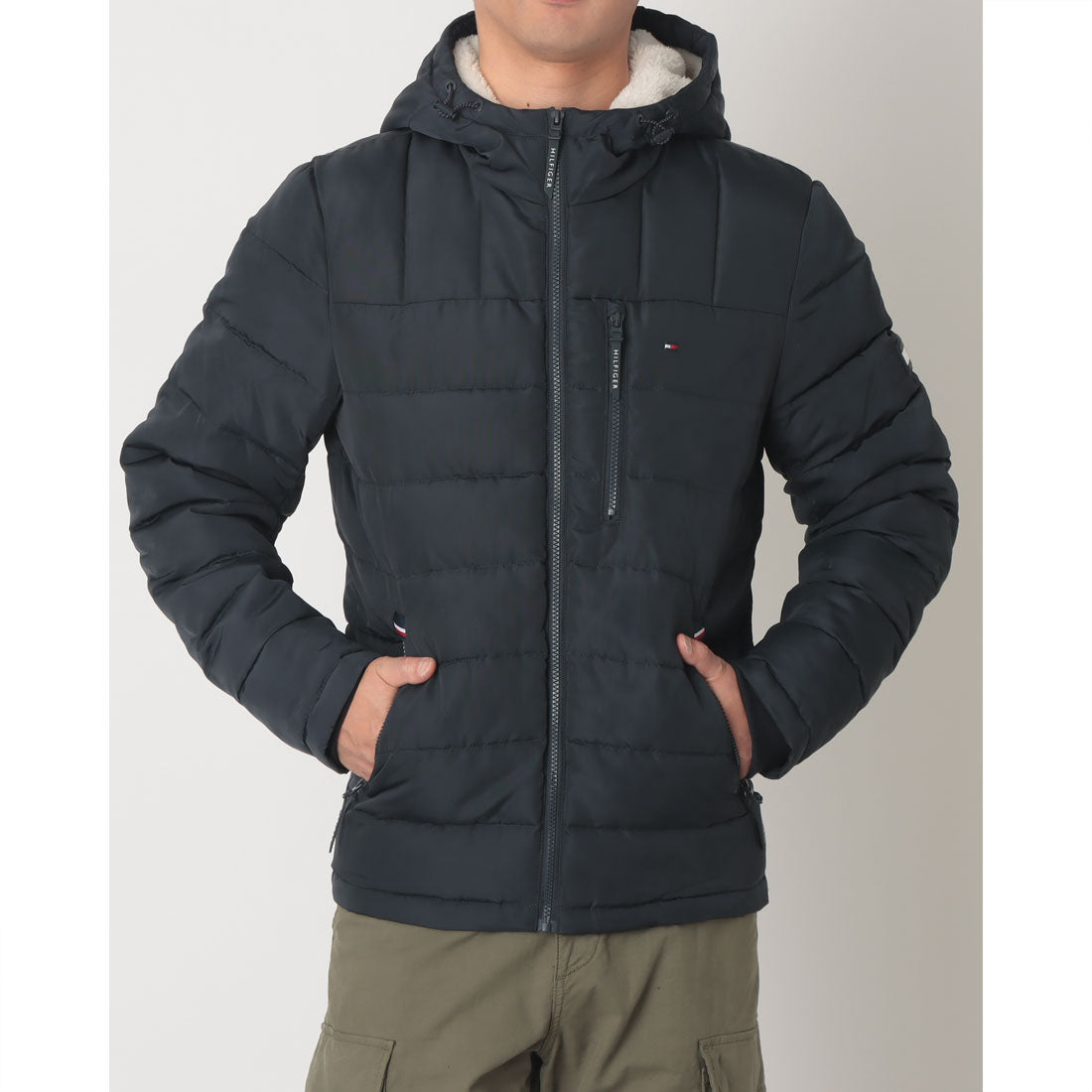 トミー ヒルフィガー TOMMY HILFIGER QUILTED POLYTWILL PUFFER JACKET WITH SHERPALINED HOODY アウター (ミッドナイト2) ミッドナイト2