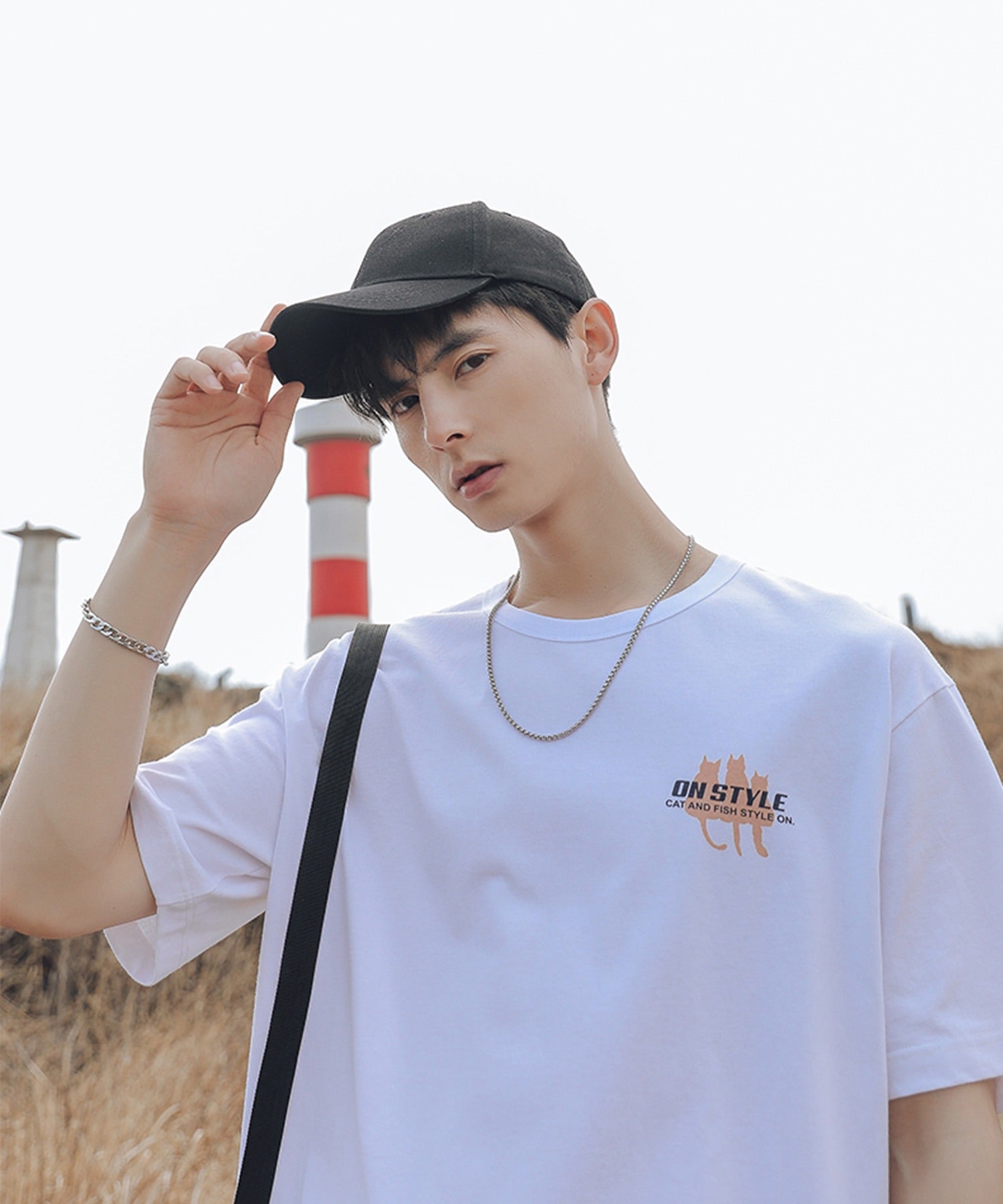 フック HOOK 【HOOK】ネコ柄プリント◇ビッグtシャツ  (ブラック) ブラック