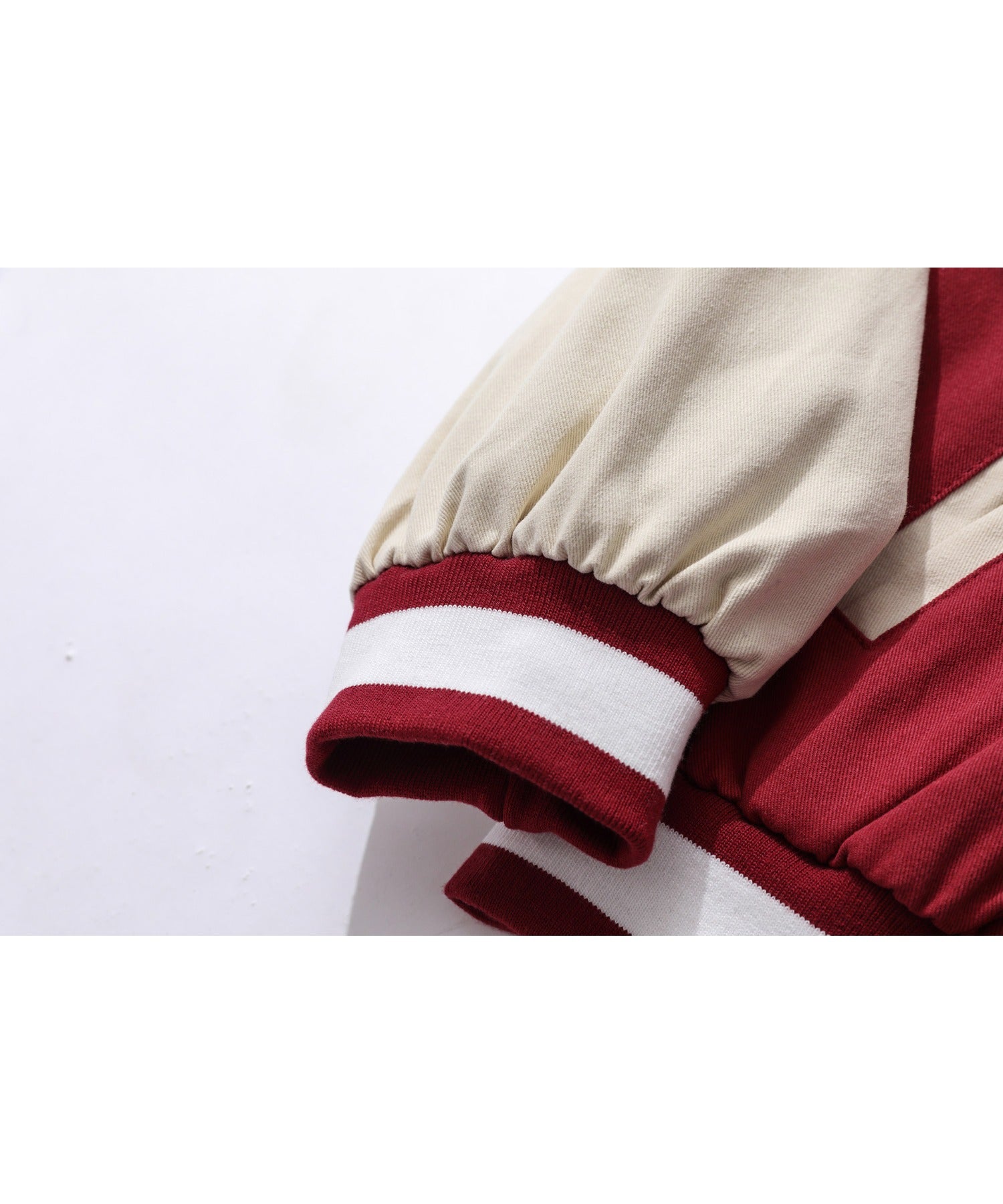 フック HOOK HOOK新作 ユニセックス アメカジ袖配色切り替えドッキングブルゾン ワッペン刺繍入り (レッド) レッド