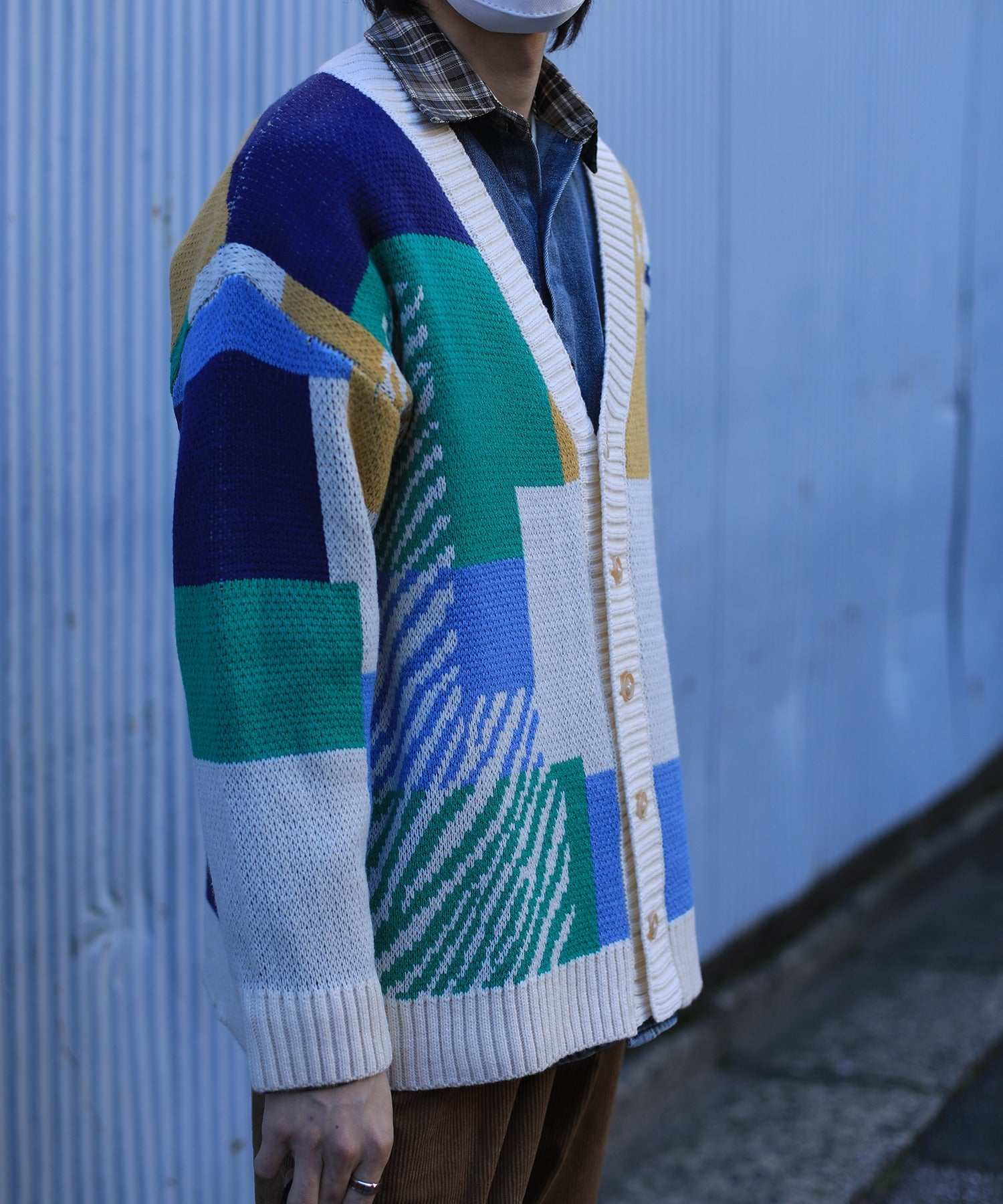 フック HOOK 【HOOK】ーoriginalー レトロ調アニマル・配色パッチワークニットカーディガン (アイボリー) アイボリー