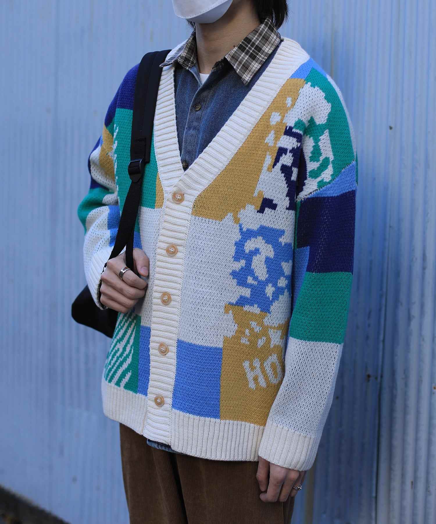 フック HOOK 【HOOK】ーoriginalー レトロ調アニマル・配色パッチワークニットカーディガン (アイボリー) アイボリー