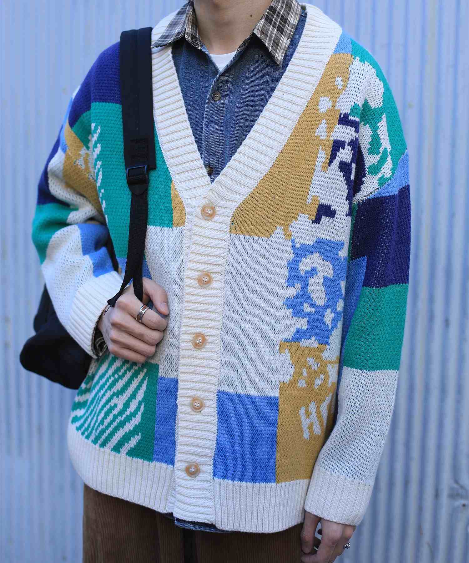 フック HOOK 【HOOK】ーoriginalー レトロ調アニマル・配色パッチワークニットカーディガン (アイボリー) アイボリー