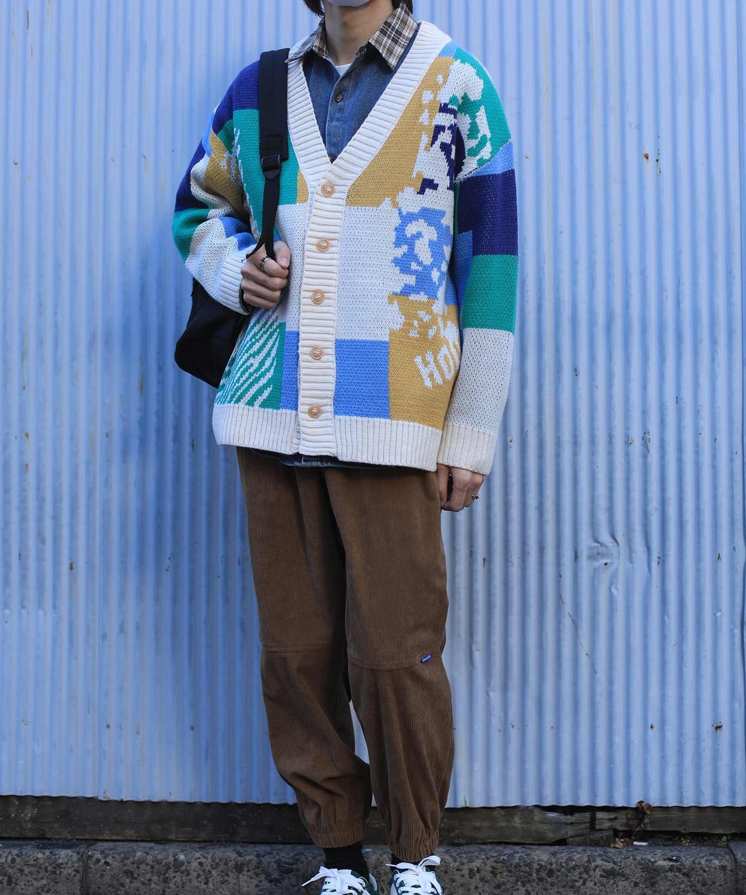 フック HOOK 【HOOK】ーoriginalー レトロ調アニマル・配色パッチワークニットカーディガン (アイボリー) アイボリー