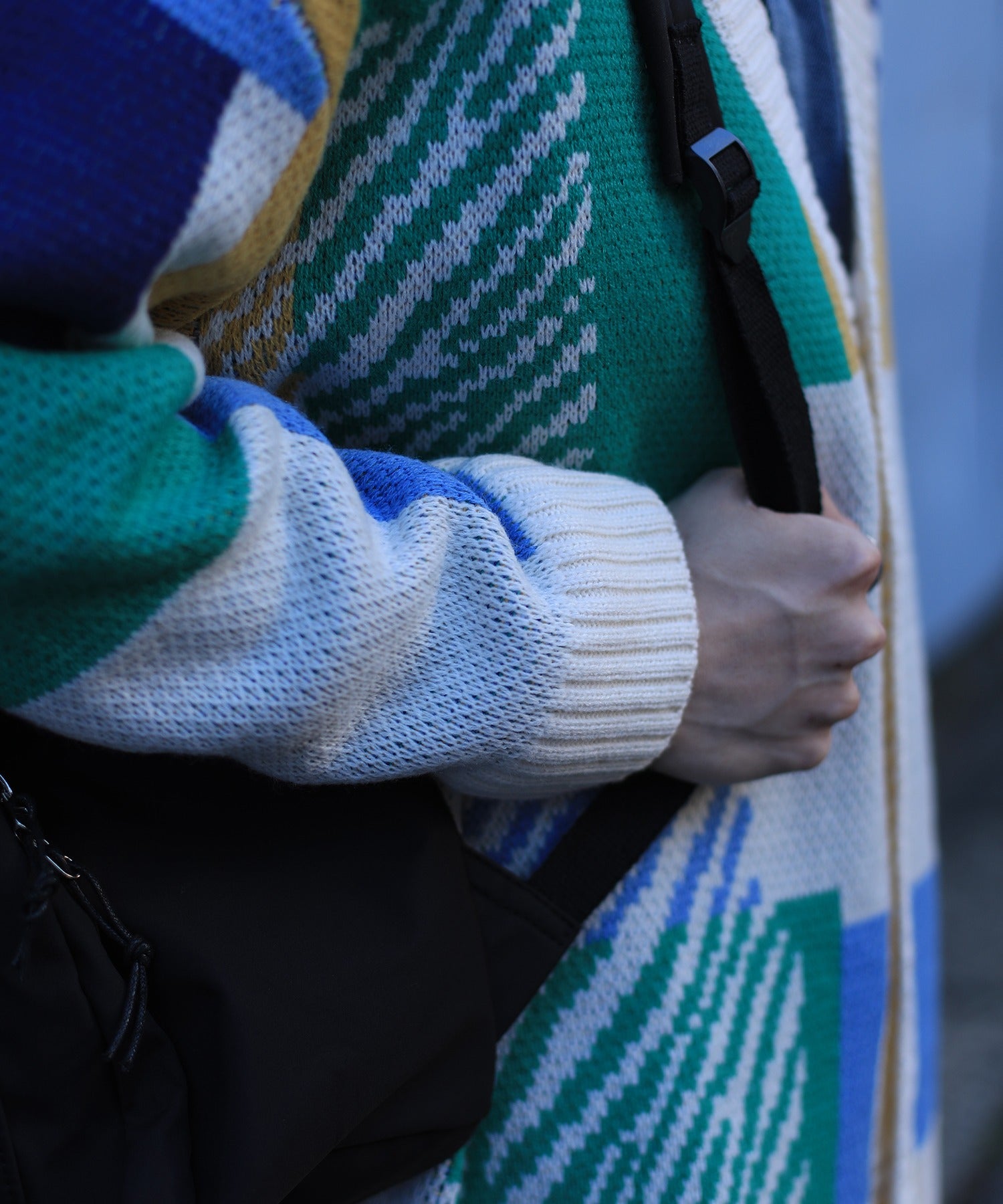 フック HOOK 【HOOK】ーoriginalー レトロ調アニマル・配色パッチワークニットカーディガン (アイボリー) アイボリー