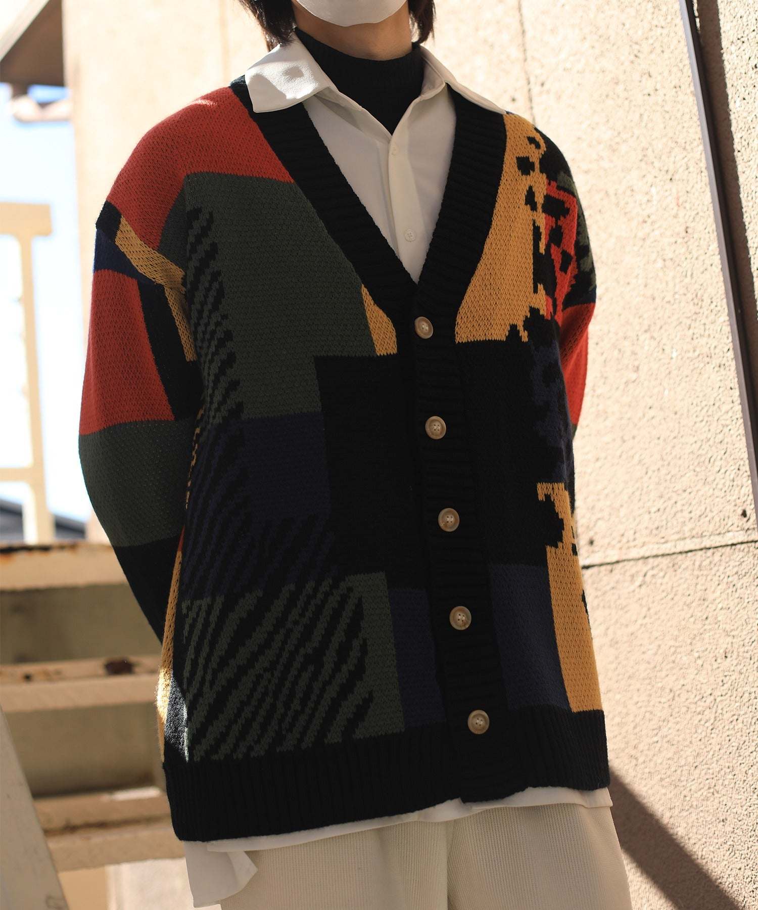 フック HOOK 【HOOK】ーoriginalー レトロ調アニマル・配色パッチワークニットカーディガン (アイボリー) アイボリー