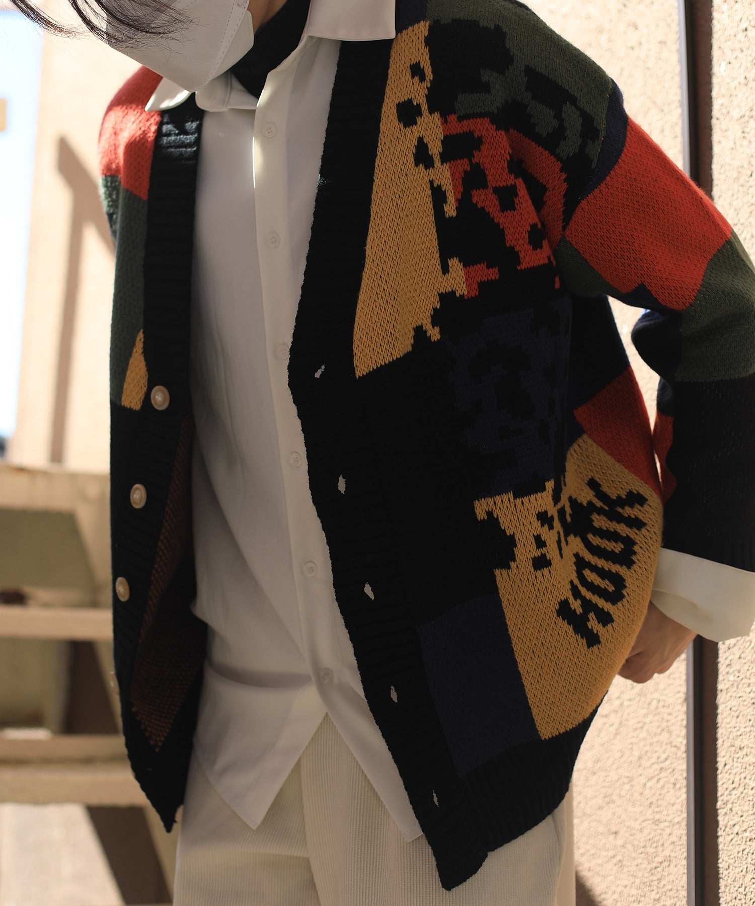 フック HOOK 【HOOK】ーoriginalー レトロ調アニマル・配色パッチワークニットカーディガン (アイボリー) アイボリー