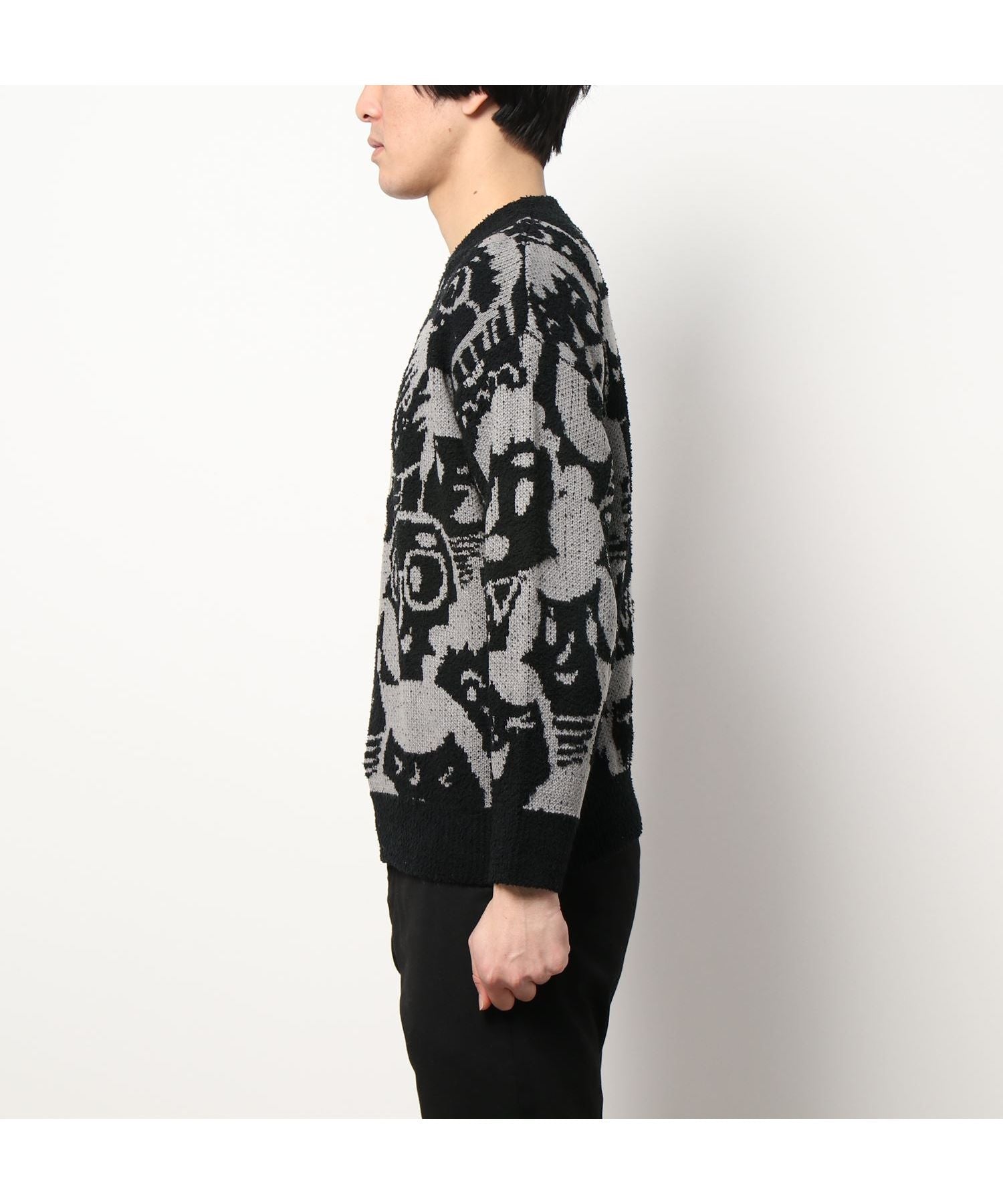 フック HOOK 【HOOK】いろんな顔総柄ニット風スウェット (ブラック) ブラック