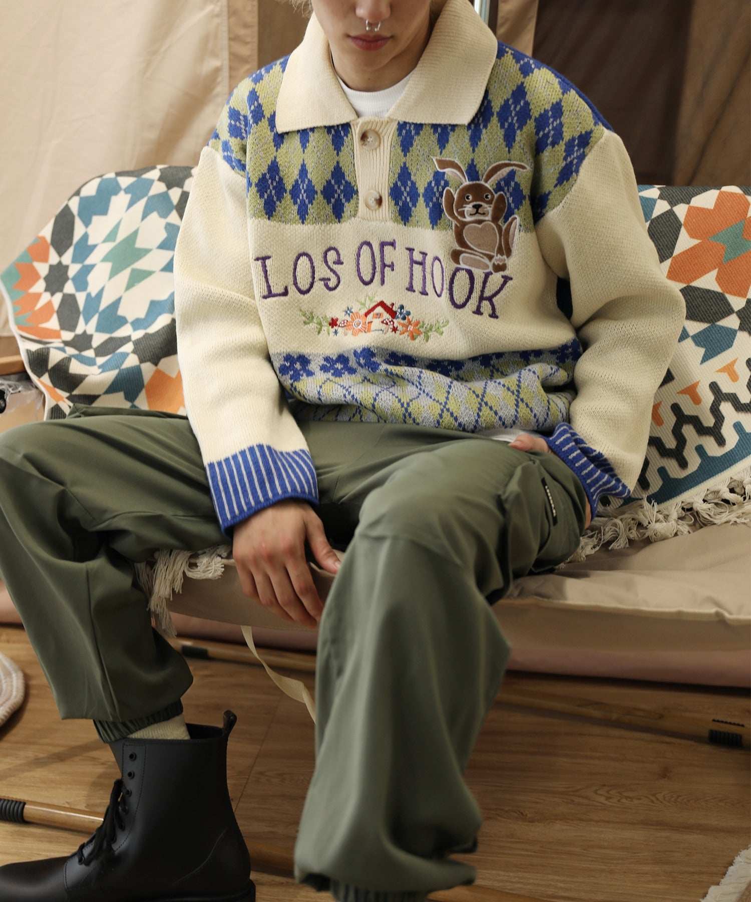 フック HOOK HOOK ーoriginalー 古著風 復古調兔子刺繡配色菱格紋翻領針織衫