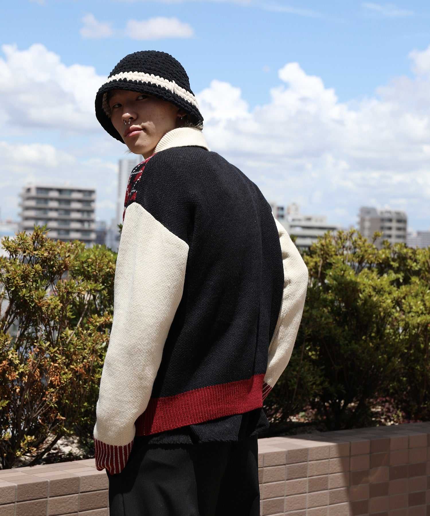 フック HOOK HOOK ーoriginalー 古著風 復古調兔子刺繡配色菱格紋翻領針織衫