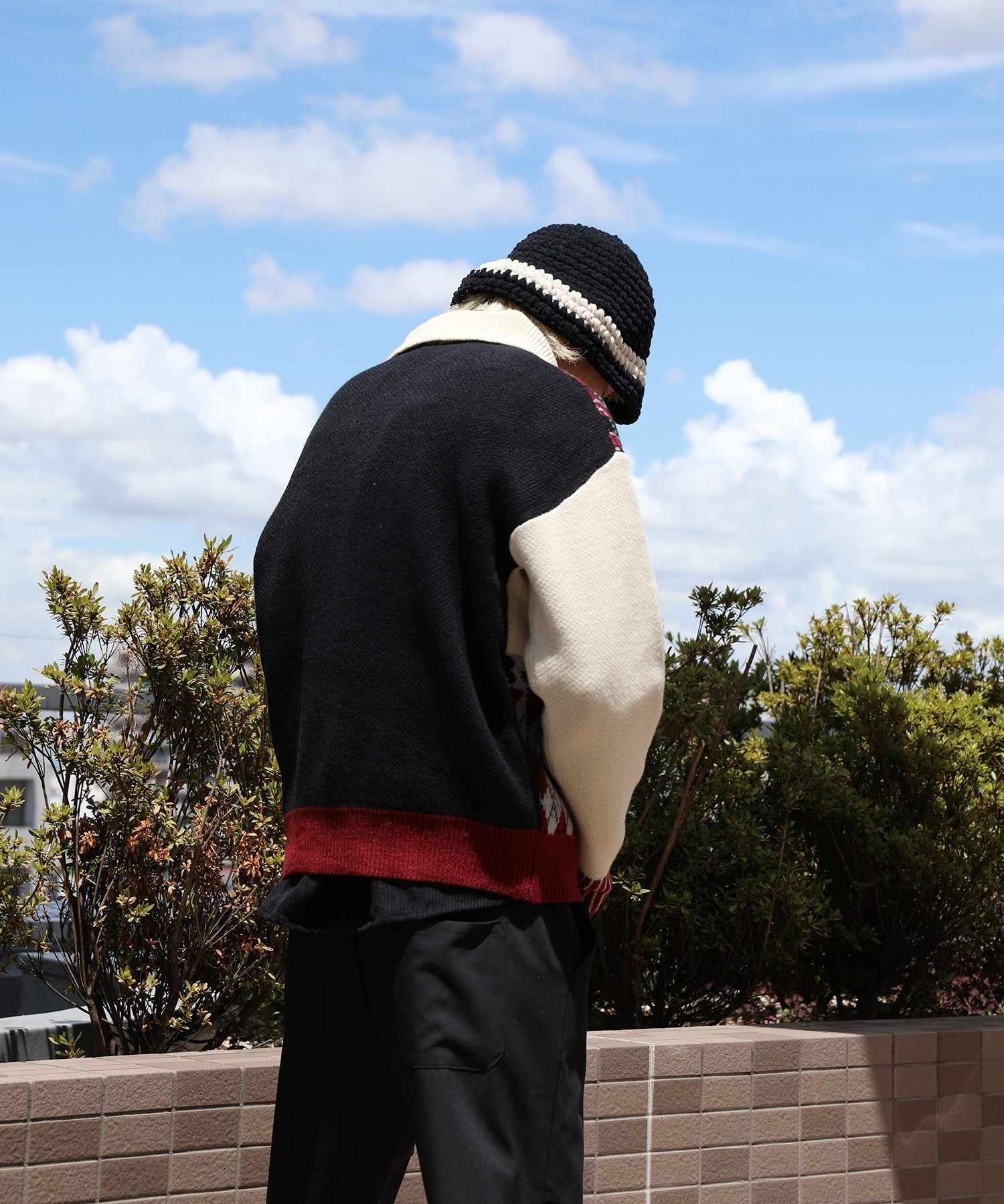 フック HOOK HOOK ーoriginalー 古著風 復古調兔子刺繡配色菱格紋翻領針織衫