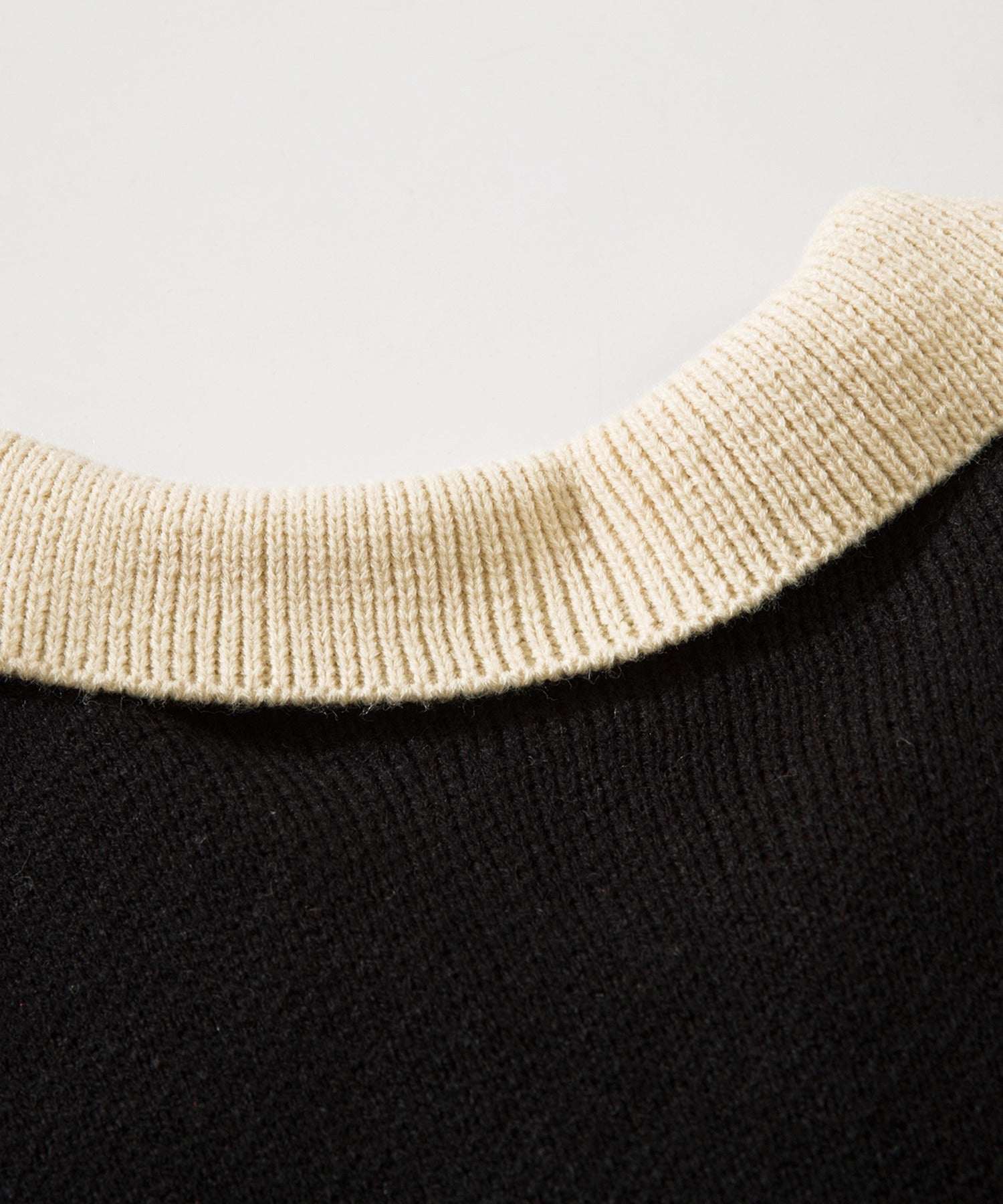 フック HOOK HOOK ーoriginalー 古著風 復古調兔子刺繡配色菱格紋翻領針織衫