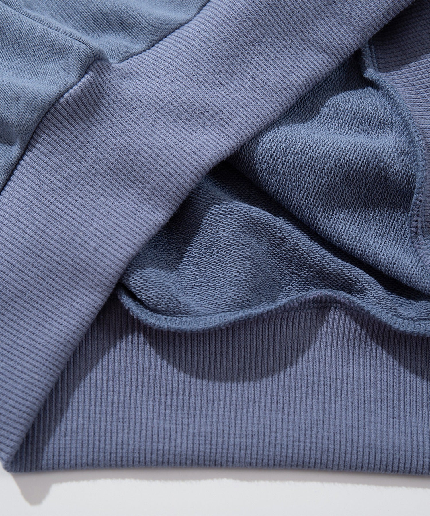 フック HOOK HOOK -original- カップルイラスト総刺繍スウェット (ブルー) ブルー