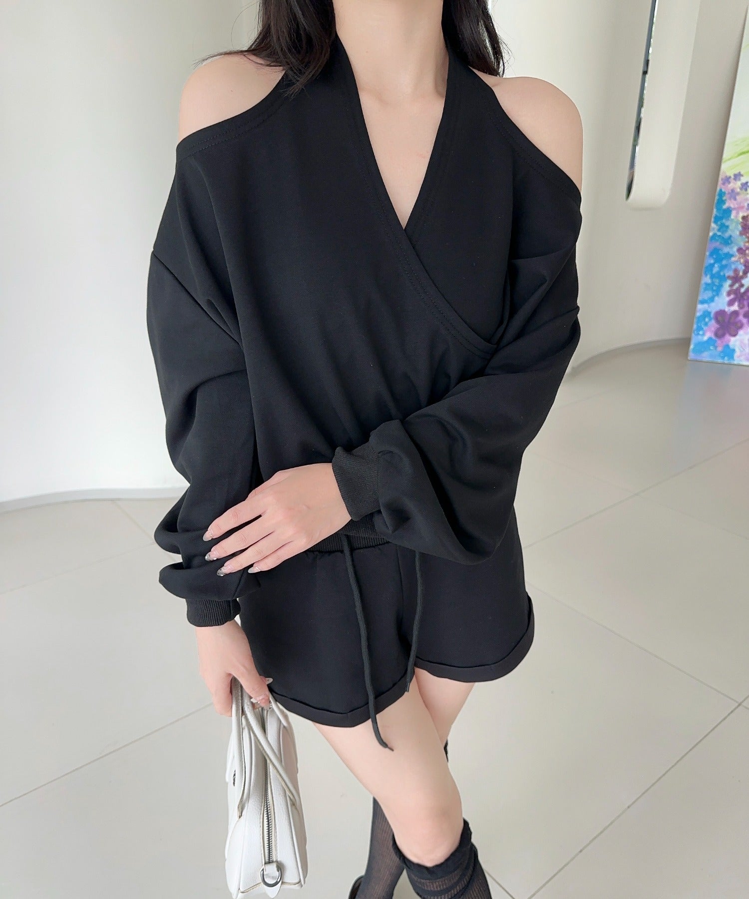 ジャスミングランディフローラム Jasmine Grandiflorum 【Jasmine】肩見せスウェット+スウェットショートパンツ (ブラック) ブラック