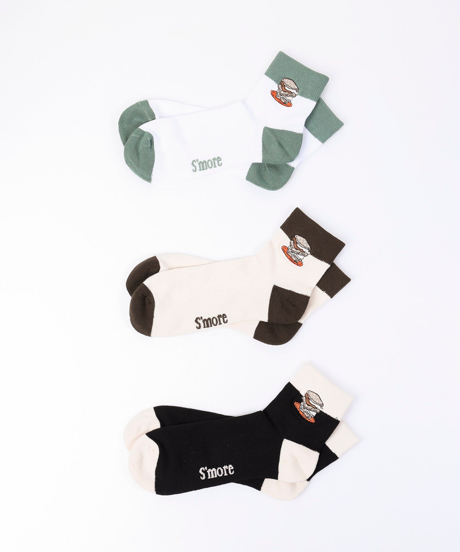 スモア S'more S'more/Campfire Treat Embroidery Socks (ライトベージュ) ライトベージュ