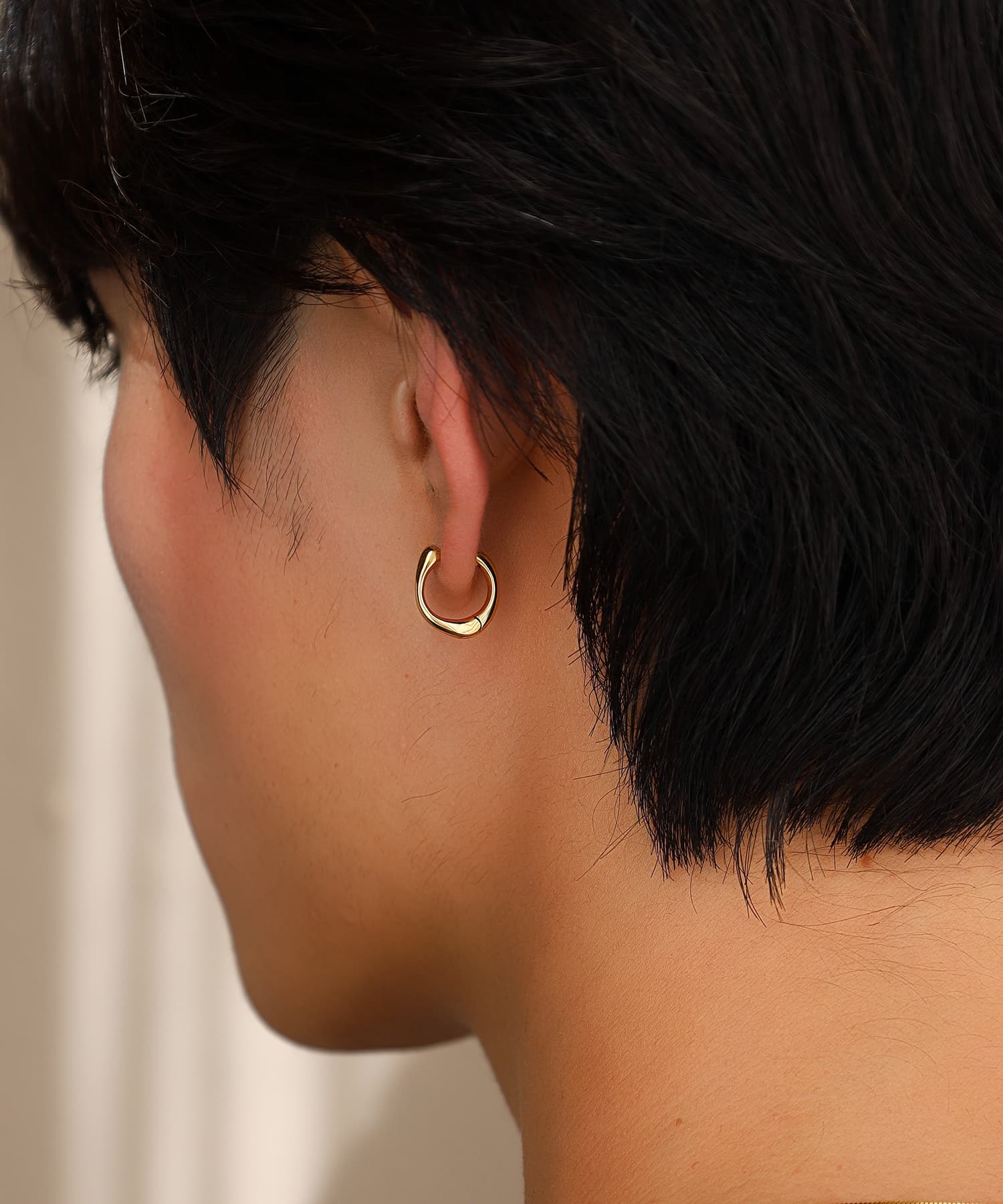 エルエイチエムイー LHME 【WEB限定】”Aqua”フープピアス/サージカルステンレス(金属アレルギー対応) (ゴールド) ゴールド