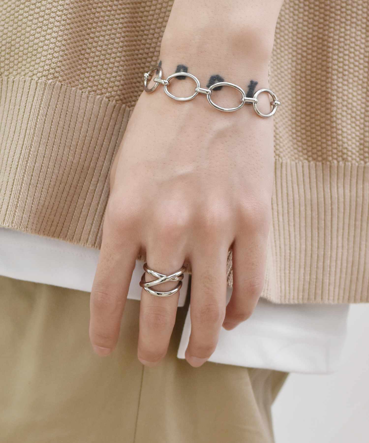 エルエイチエムイー LHME 【WEB限定】 ”Gleam”レイヤードリング/サージカルステンレス(金属アレルギー対応) (シルバー) シルバー