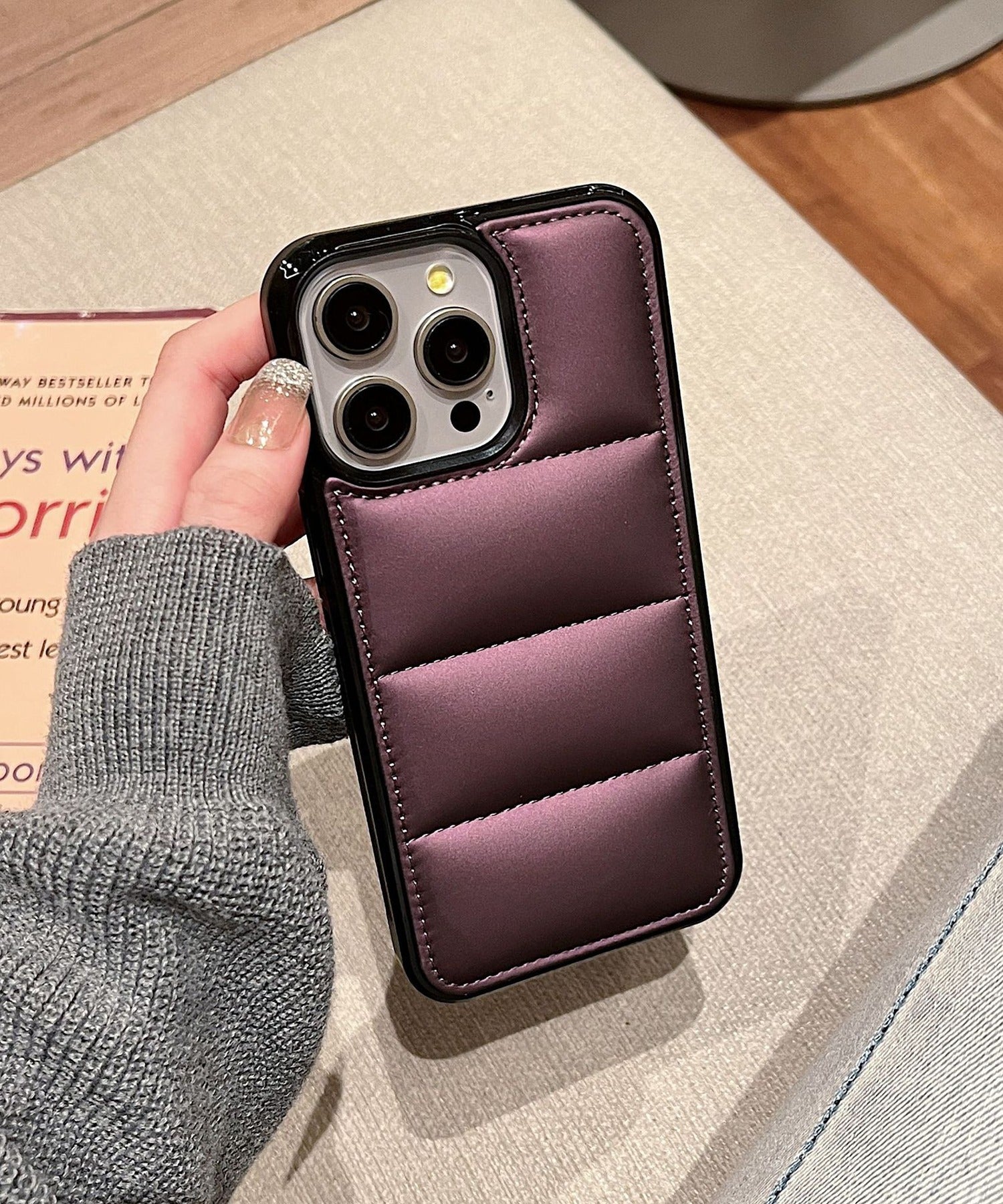 メゾンブリーズ MAISON BREEZE キルティング iPhoneケース アイフォンケース iPhone 13 13Pro 14 14Pro 15 15Pro KNF05 (パープル) パープル