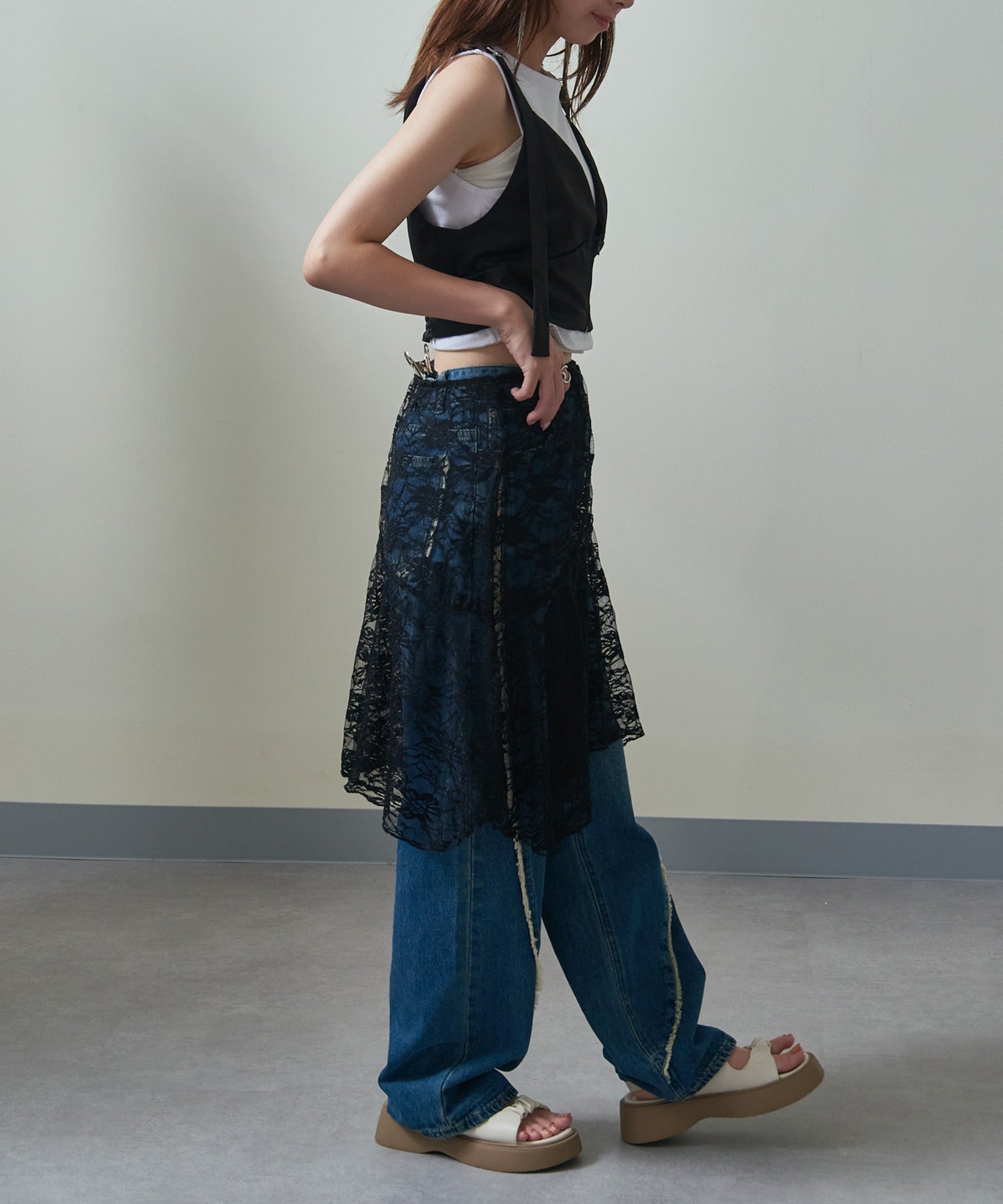 メゾンブリーズ MAISON BREEZE 【MAISON BREEZE】レースアシメレースレイヤードエプロンスカート SCCH565