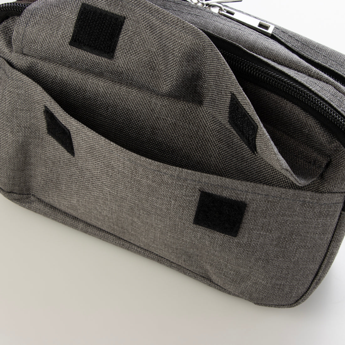 メゾンクラブ MAISON CLUB キャンバスボディバッグ 9169 MKS (ブラック) ブラック