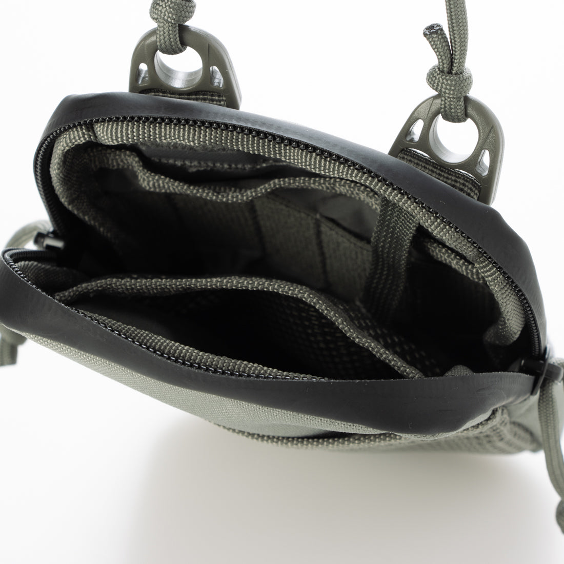 メゾンクラブ MAISON CLUB 【MAISON CLUB】GP0183 600D ネックポーチ YM-Mil. (ベージュ) ベージュ