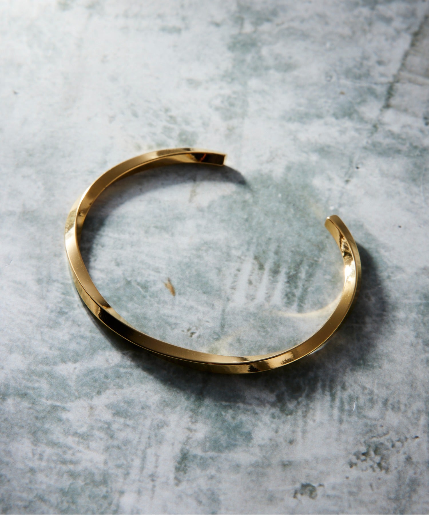 【SETUP7】メタル ツイストバングル アクセサリー シンプル メンズ 腕輪 KNF037 (ゴールド) ゴールド