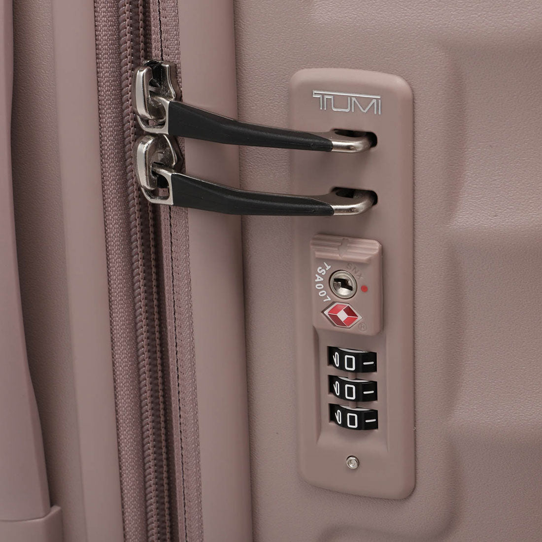 TUMI Carry Case Nineteen Degree Short Trip Expandable 4-Wheel Packing Case 0228773MVTX2/147678 A313 MAUVE