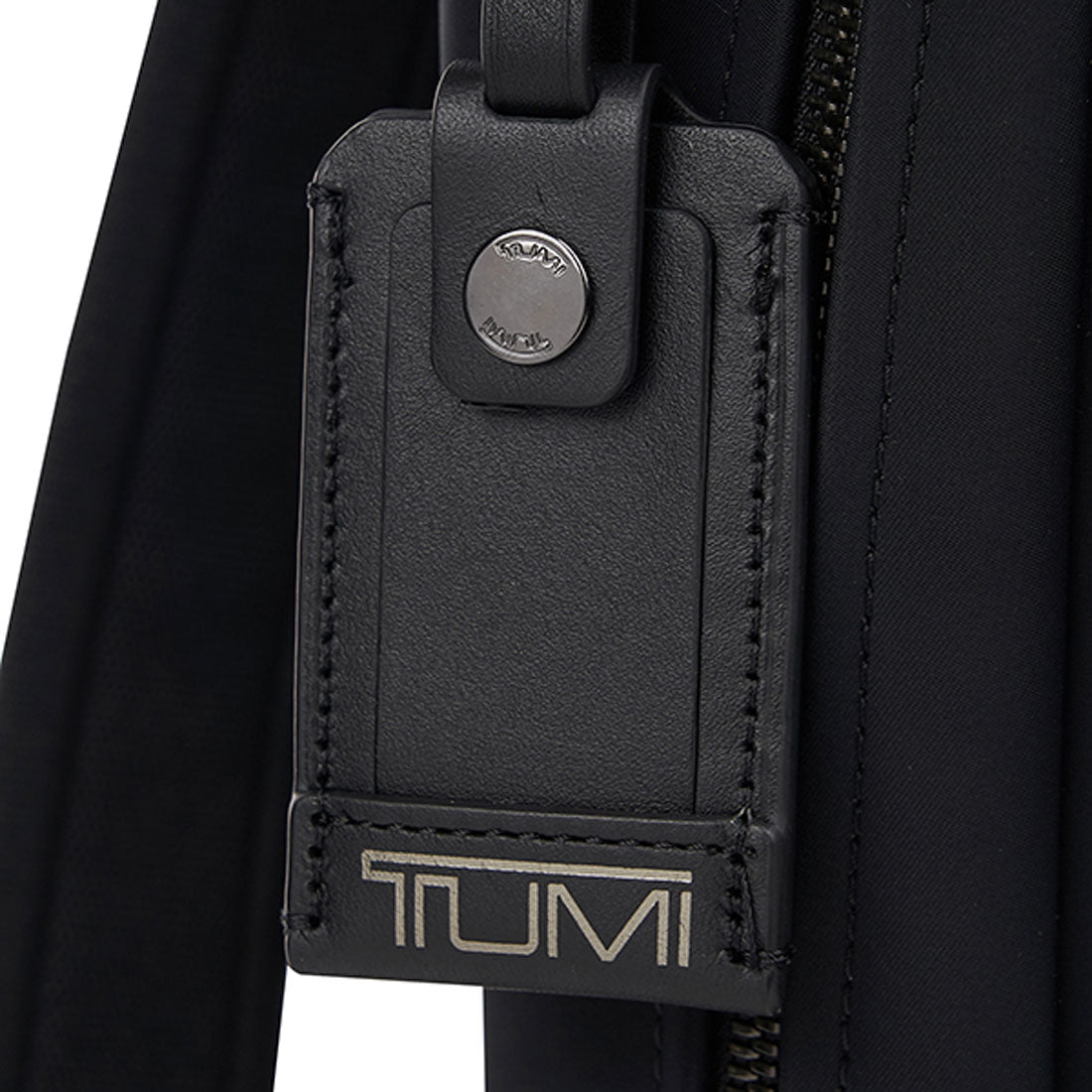 トゥミ TUMI 背包 哈里森 布拉德納 背包 1305331041/06602011 D 黑色 黑色