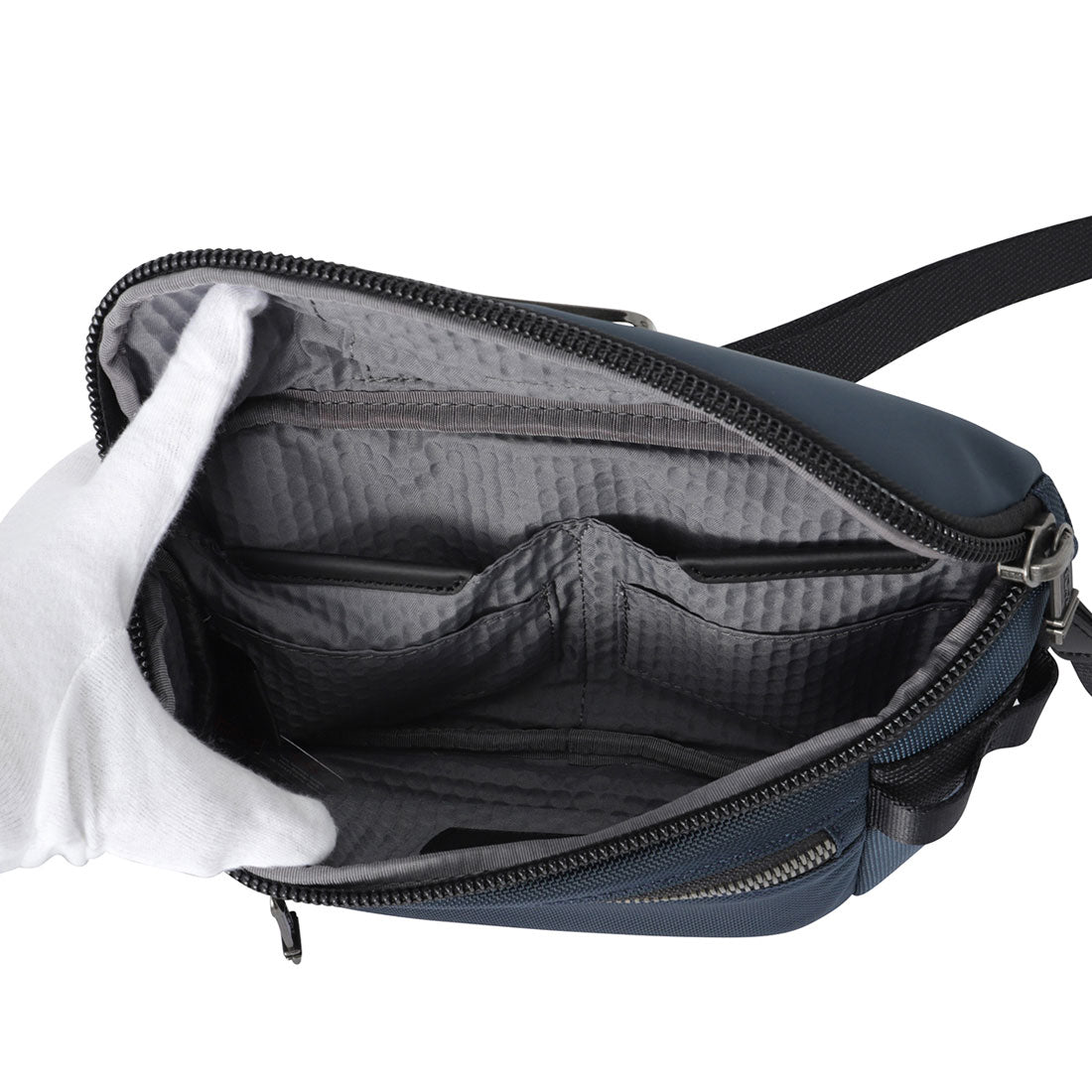 トゥミ TUMI ウエストバッグ・ボディバッグ アルファブラボー CLASSIFIED WAIST PACK 232710NVY/142483 1596 NAVY (ネイビー) ネイビー