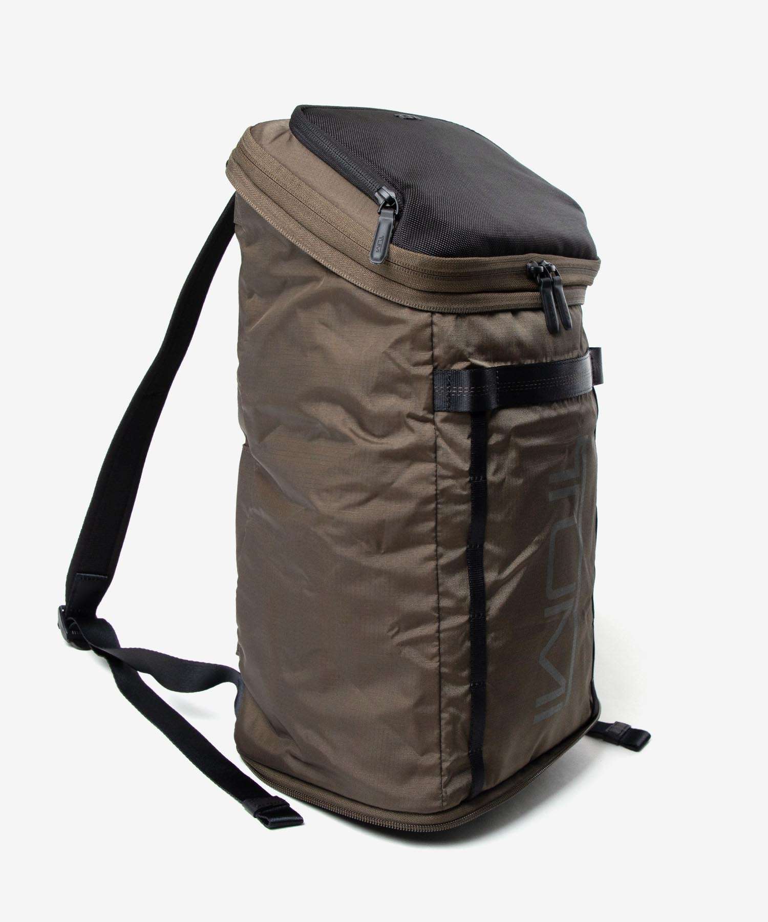 トゥミ TUMI トゥミ TUMI Alpha Bravo アルファ ブラボー PACKABLE BACKPACK パッカブル バックパック 0232816OLV 152369 0232816CHK 152369 (CHALK/チョーク) CHALK/チョーク