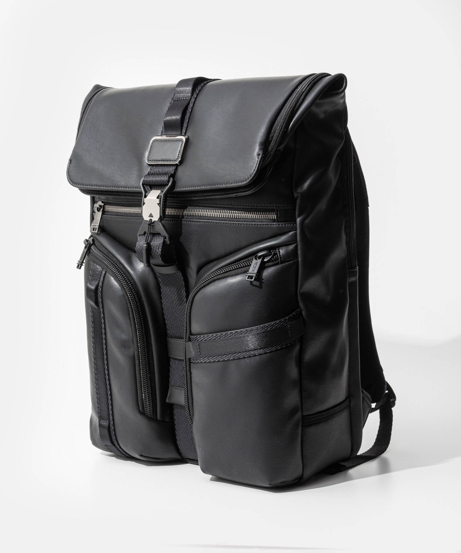トゥミ TUMI トゥミ TUMI ALPHA BRAVO アルファブラボー SURVEILLANCE BACKPACK レザー サーヴェイランス フラップ バックパック 093 (BLACK/ブラック) BLACK/ブラック