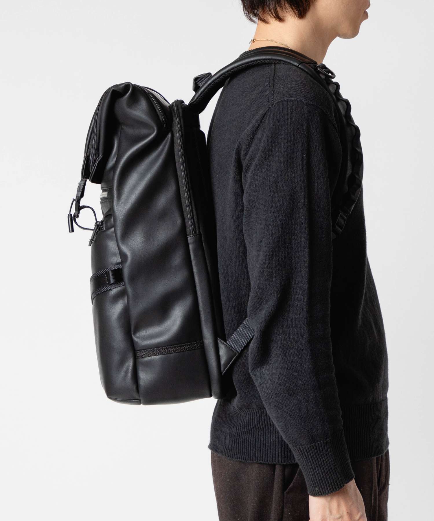 トゥミ TUMI トゥミ TUMI ALPHA BRAVO アルファブラボー SURVEILLANCE BACKPACK レザー サーヴェイランス フラップ バックパック 093 (BLACK/ブラック) BLACK/ブラック