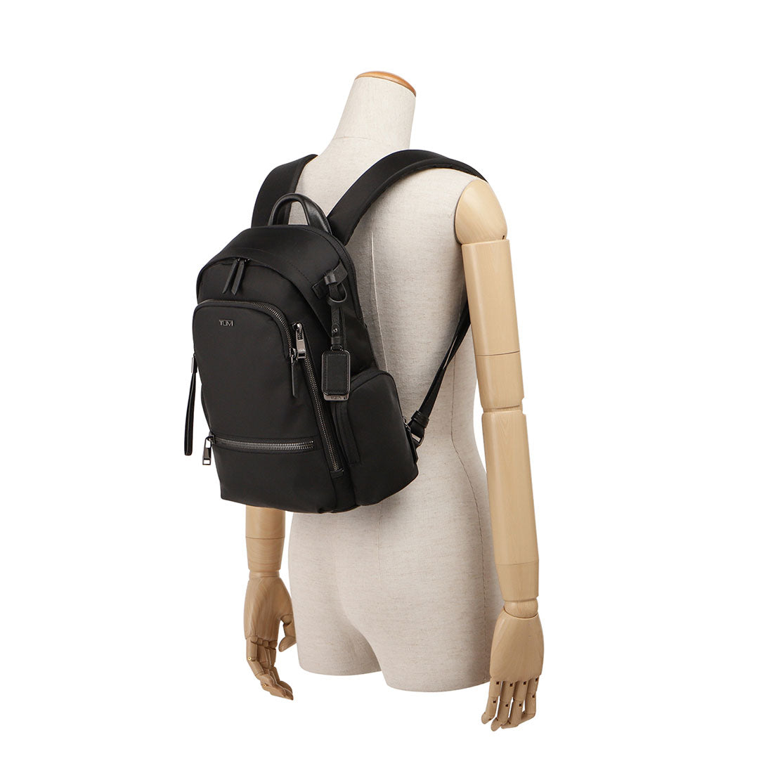 トゥミ TUMI リュックサック ヴォヤジュール セリーナ ミディアム・バックパック 0196691DGM/154168 T522 (ブラック/ガンメタル) ブラック/ガンメタル