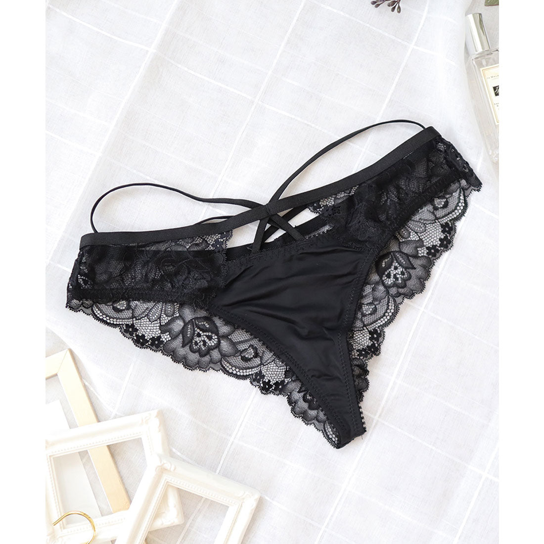 ツーハッチ tu-hacci ラッセルレースクロスコードショーツ【ショーツ単品】【返品不可商品】,ブラック