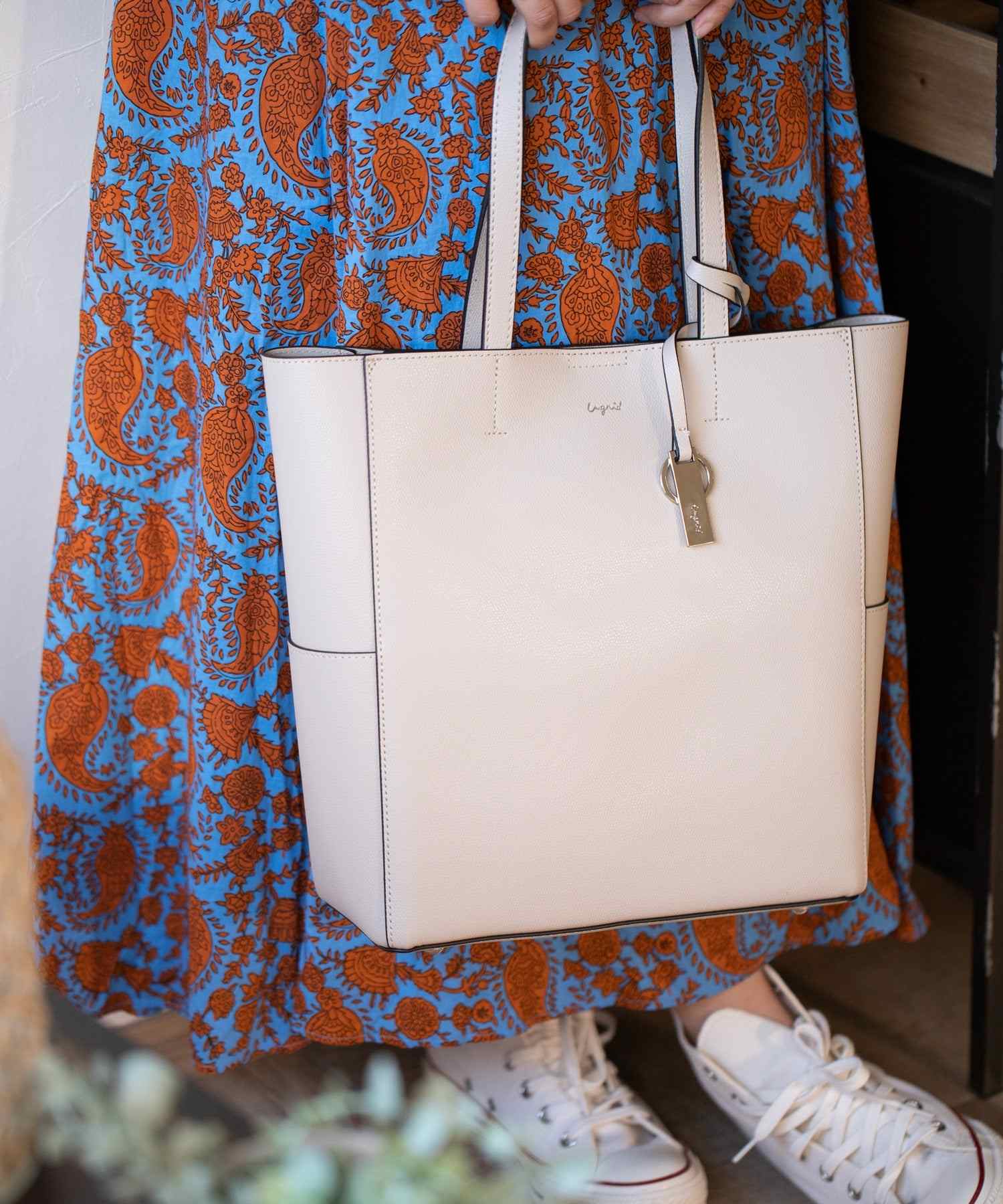 angrid ungrid鑰匙魅力大手提袋