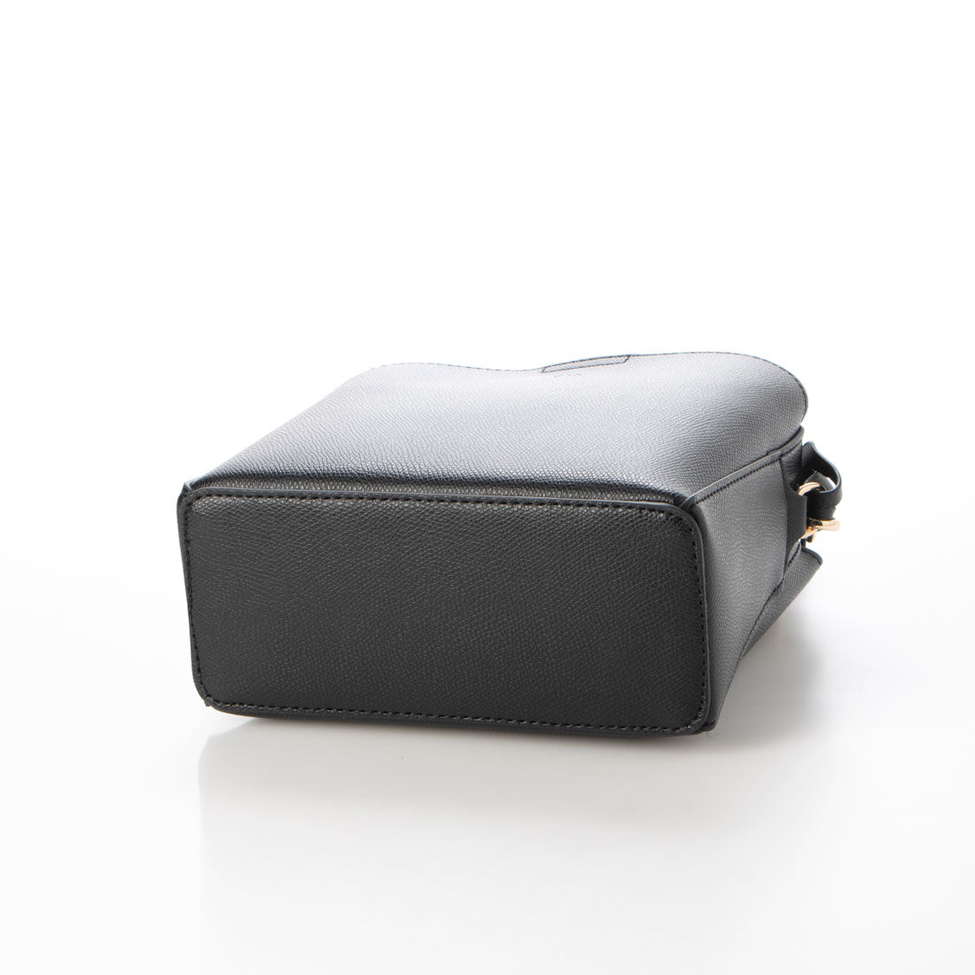 アングリッド Ungrid キーリングチャーム付 ミニショルダーバッグ (BLK) BLK