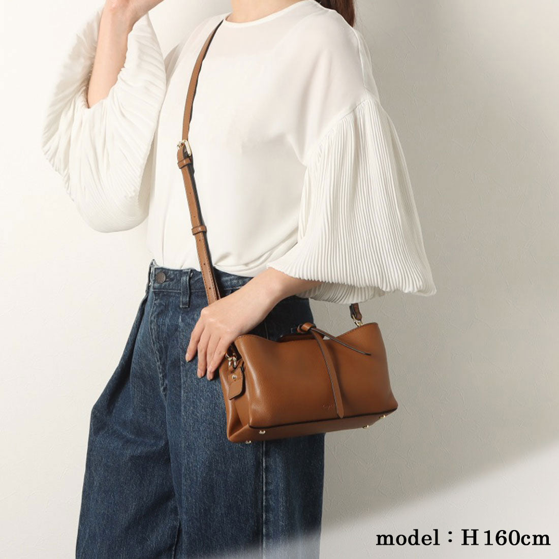 アングリッド Ungrid アンティークPUレザー 両アオリポケット スマホ&パスポート入れ ミニ ショルダーバッグ