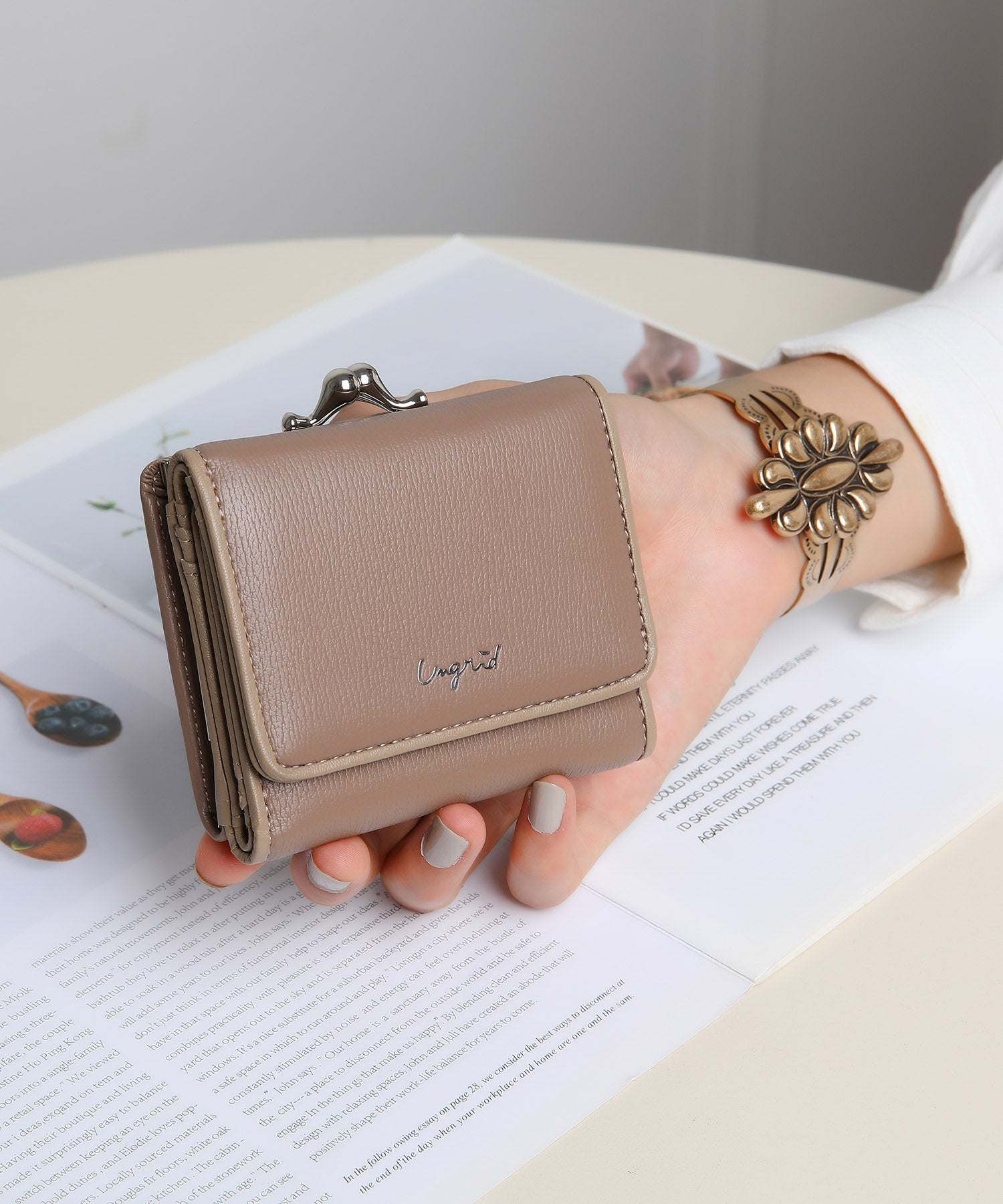 アングリッド Ungrid パイピング ガマ口ミニウォレット (OAK) OAK