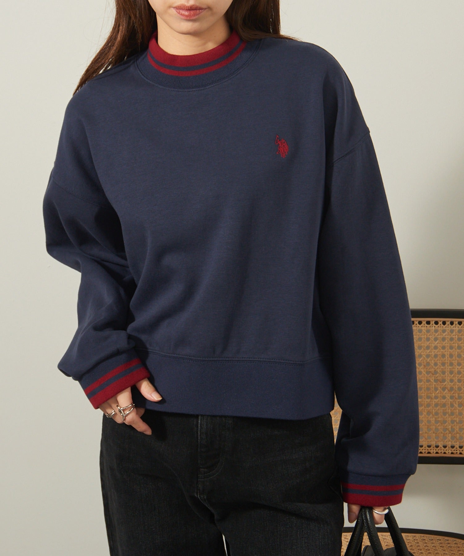 ユーエスポロアッスン U.S. POLO ASSN. 【U.S. POLO ASSN.】モックネックショート丈スウェット