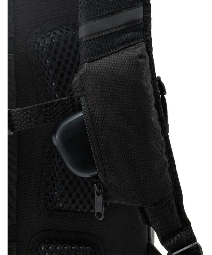 アンダーアーマー UNDER ARMOUR アンダーアーマー UNDER ARMOUR UA TRIUMPH GYM BACKPACK 6007430 (001 BLACK/BLACK) 001 BLACK/BLACK