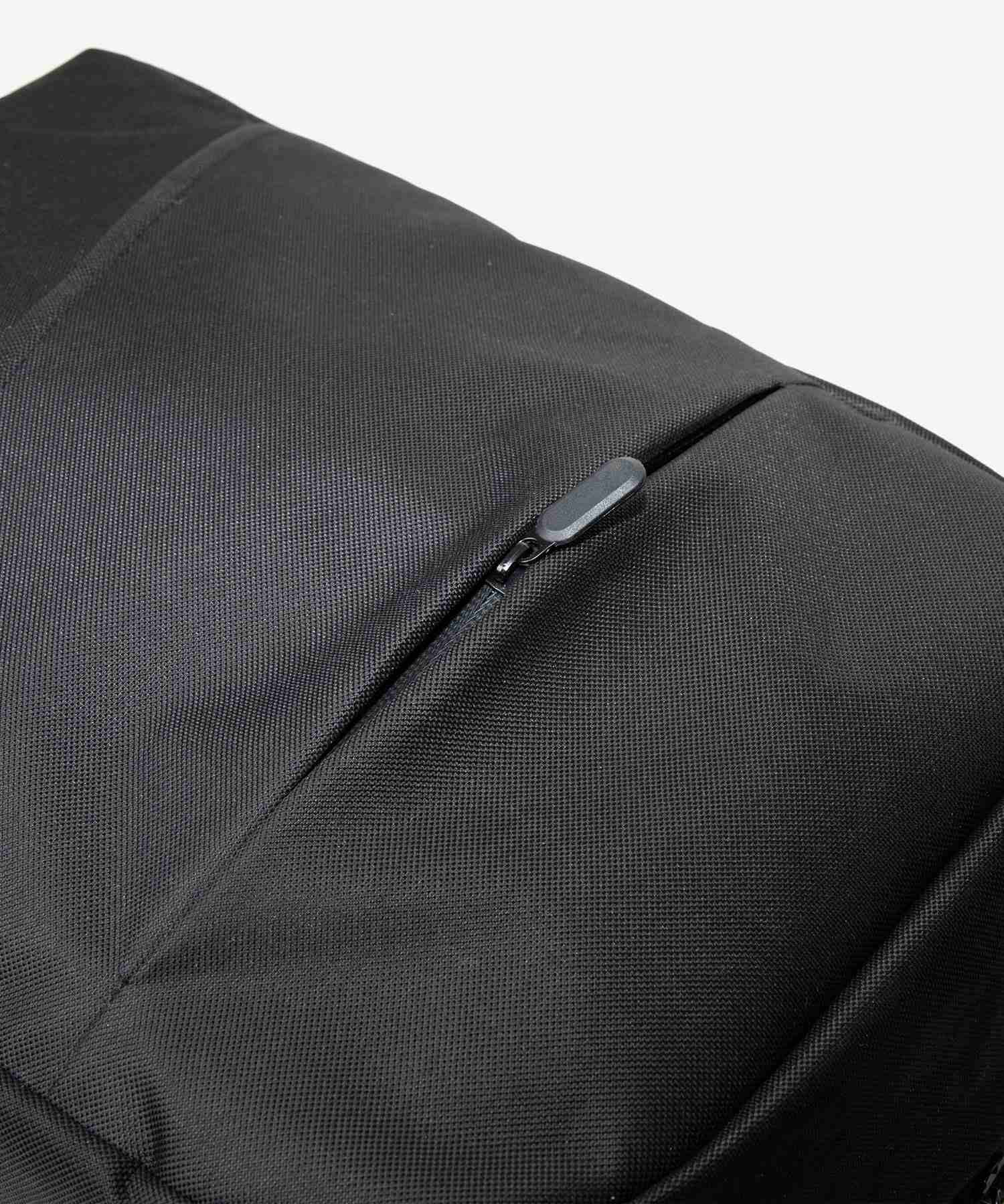 アンノウンアンドコー UNKNOWN&Co. アンノウンアンドコー UNKNOWN&Co. バックパック リュック 22L A4サイズ収納可能 PC収納 軽量 大容量 通勤 通学 ビジネス ジャパンデザイン メンズ バッグ (BLACK/ブラック) BLACK/ブラック